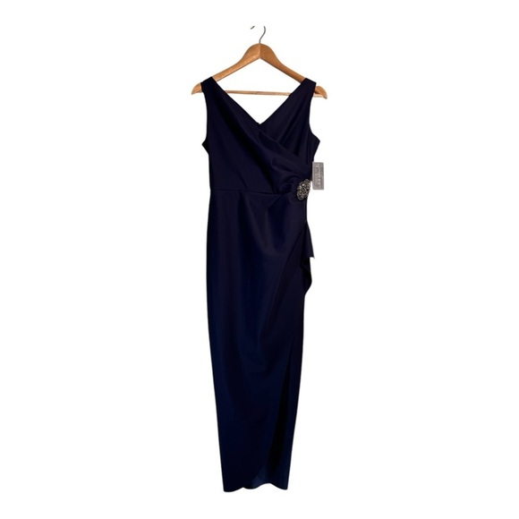 Alex Evenings Long Sleeveless Compression Sheath Gown in Navy NWT - Picture 2 of 7